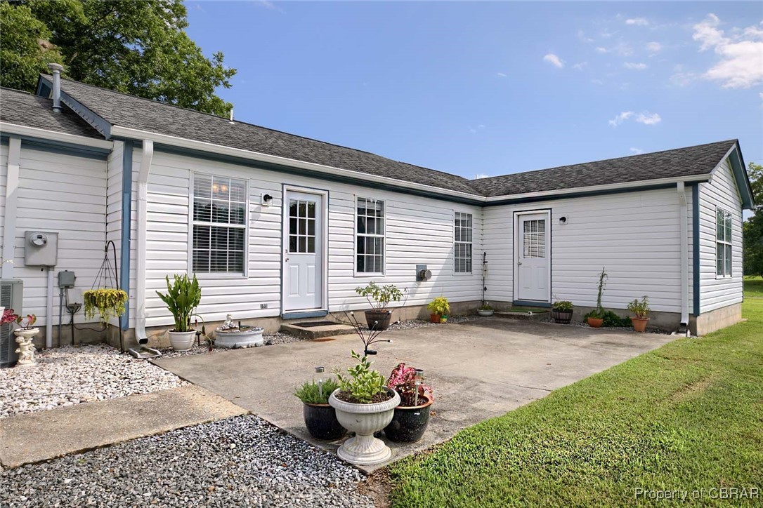 6596 Belroi Road Gloucester, VA 23061 - Photo 3 of 40 Gallery Image 3