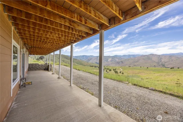 $599,950 | 29 Barn Dance Road, Pateros, WA 98846