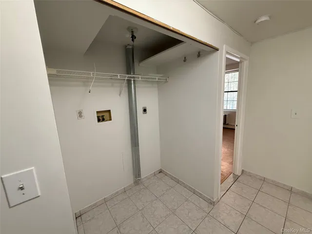 a car parked in front of a building