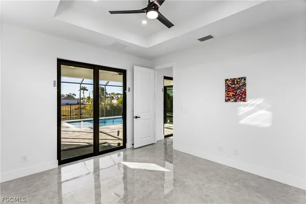 a view of a livingroom with an empty space