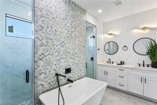 a bathroom with a bathtub