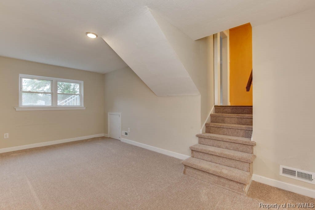 401 Fox Hill Road Hampton, VA 23669 - Photo 22 of 37 Gallery Image 22