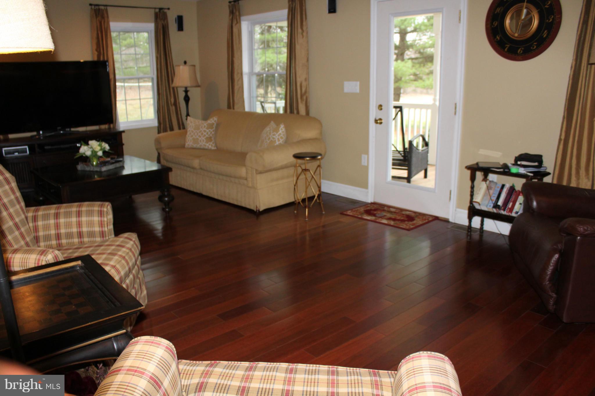 890 Laurel Grove Road Winchester, VA 22602 - Photo 13 of 27 Family Room