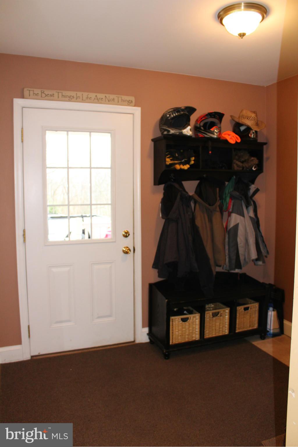 890 Laurel Grove Road Winchester, VA 22602 - Photo 20 of 27 mud room