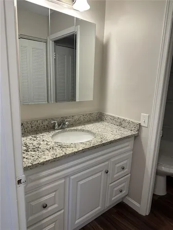 $2,025 | 3 Admiralty Drive, Unit 115, Middletown, RI 02842