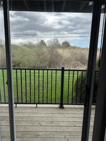$2,025 | 3 Admiralty Drive, Unit 115, Middletown, RI 02842