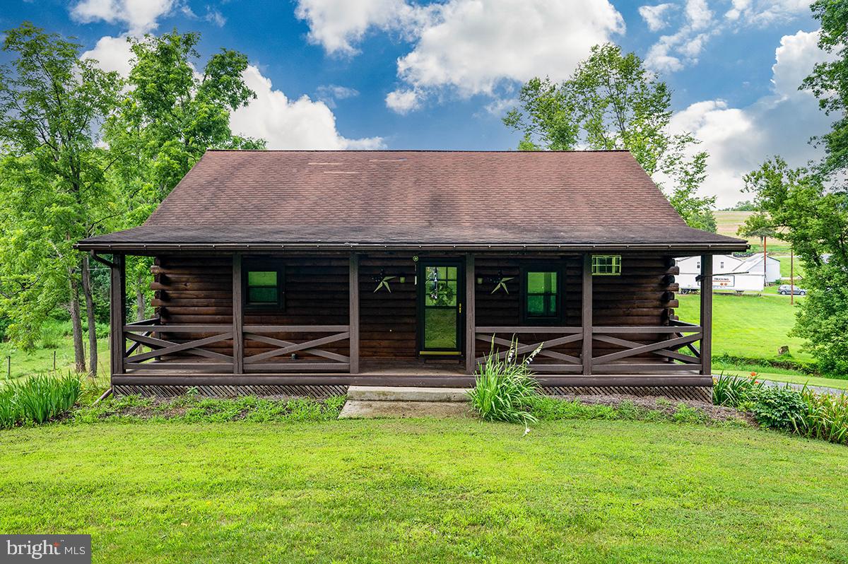 24 Forge Road Womelsdorf, PA 19567 - Photo 2 of 58 Gallery Image 2