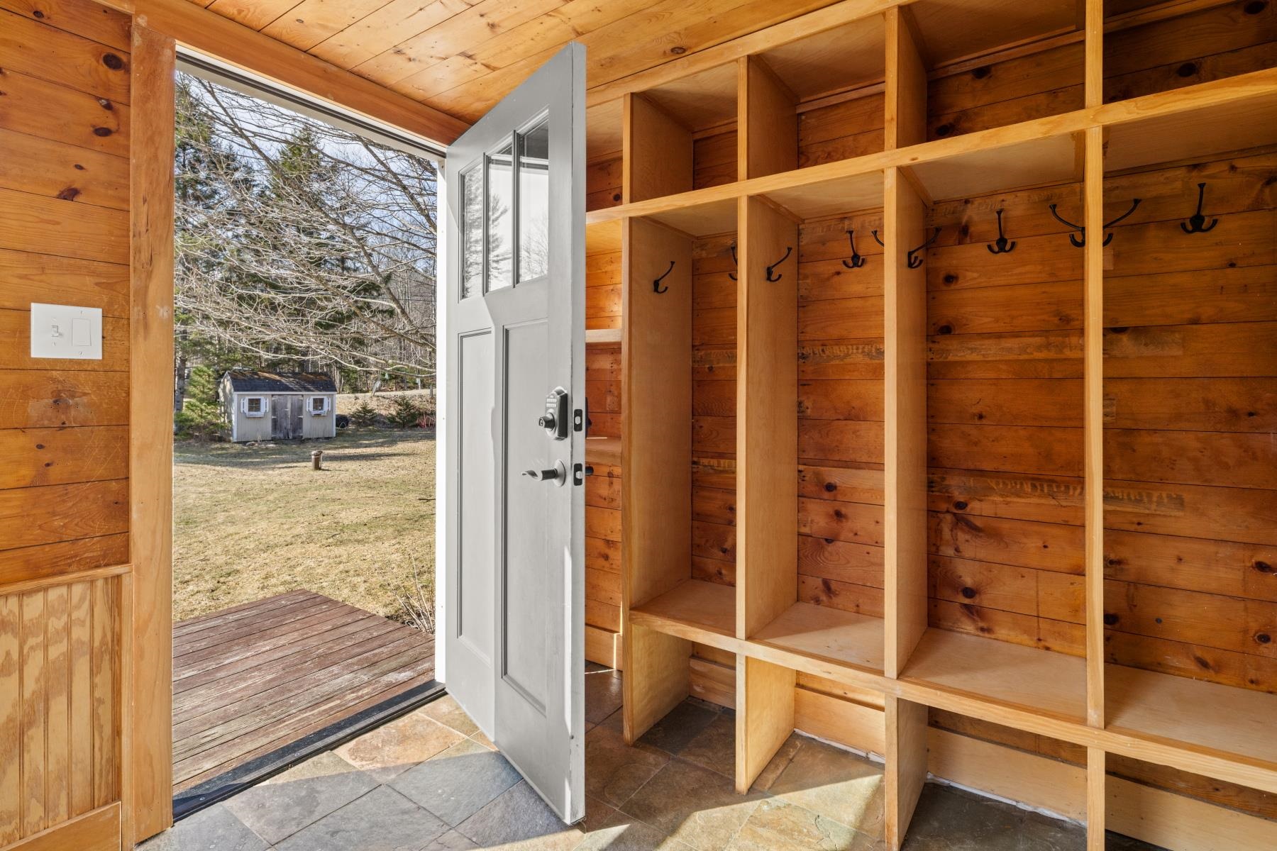 91 Manlin Road Fayston, VT 05673 - Photo 6 of 60