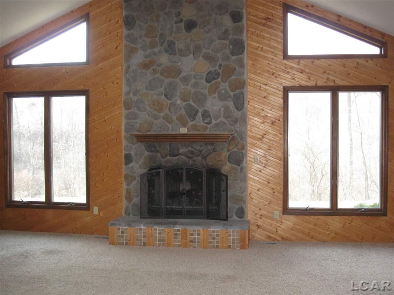 10239 Bridge Road Onsted, MI 49265 - Photo 4 of 25