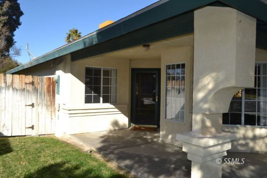 824 Janelle Court Ridgecrest, CA 93555 - Photo 3 of 28 Gallery Image 3