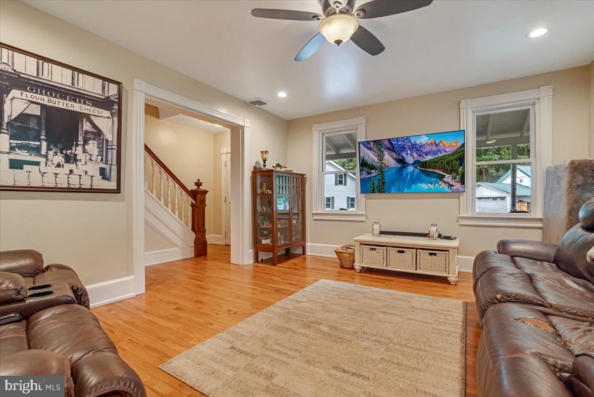 3585 Fairyland Road Lehighton, PA 18235 - Photo 14 of 109 a living room with furniture and a flat screen tv