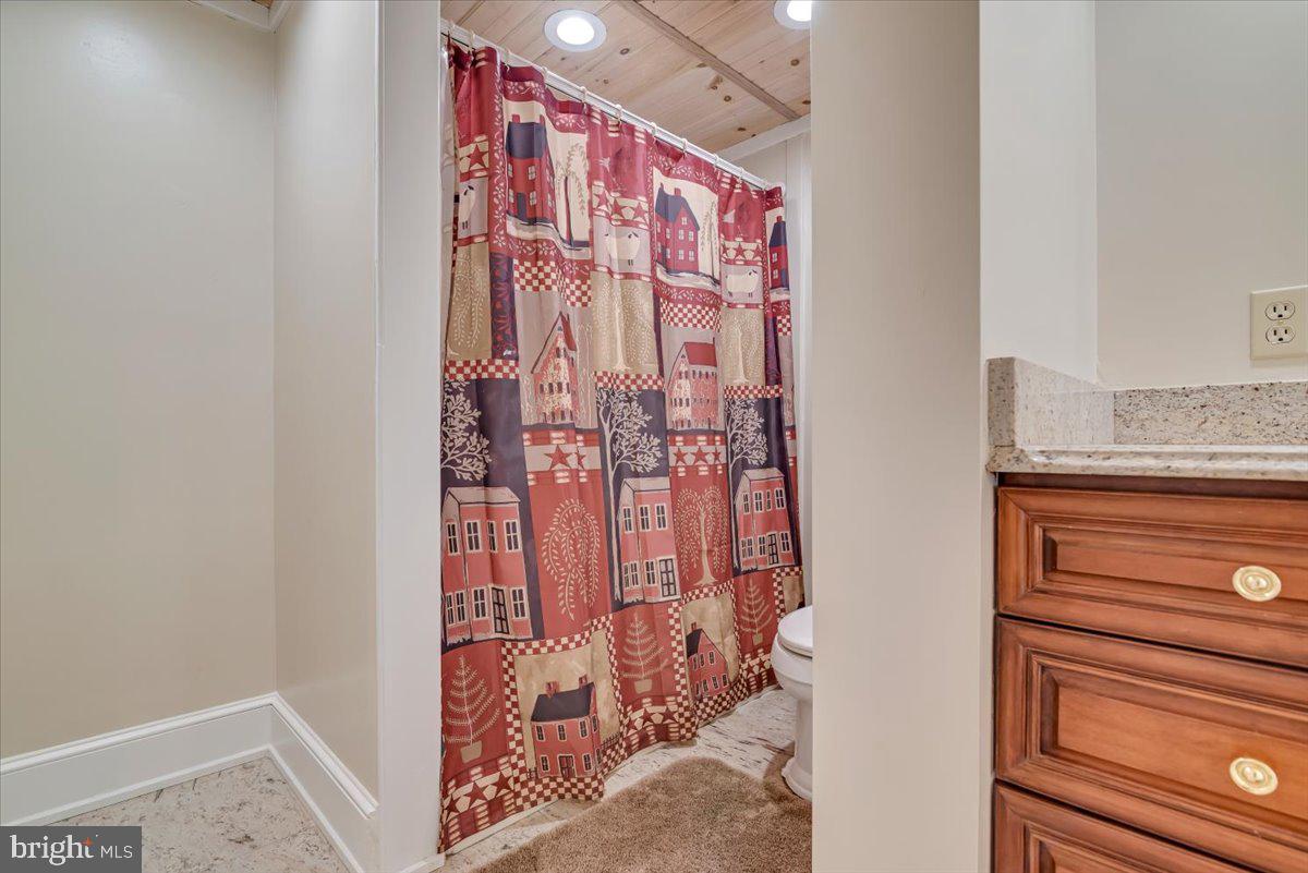 3585 Fairyland Road Lehighton, PA 18235 - Photo 36 of 109