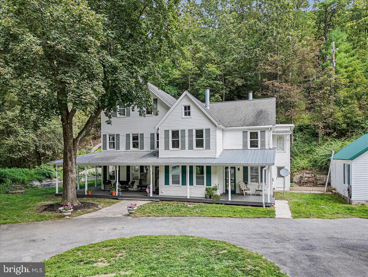 3585 Fairyland Road Lehighton, PA 18235 - Photo 6 of 109 a front view of a house with a yard