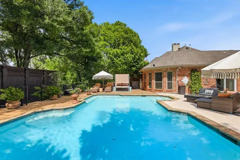 $969,000 | 14917 Oaks N Drive, Addison, TX 75254