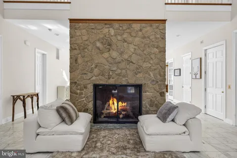 $1,375,000 | 10 Peter Hurd Way, Marlton, NJ 08053