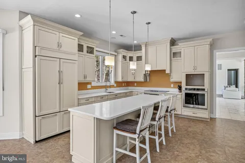 $1,375,000 | 10 Peter Hurd Way, Marlton, NJ 08053