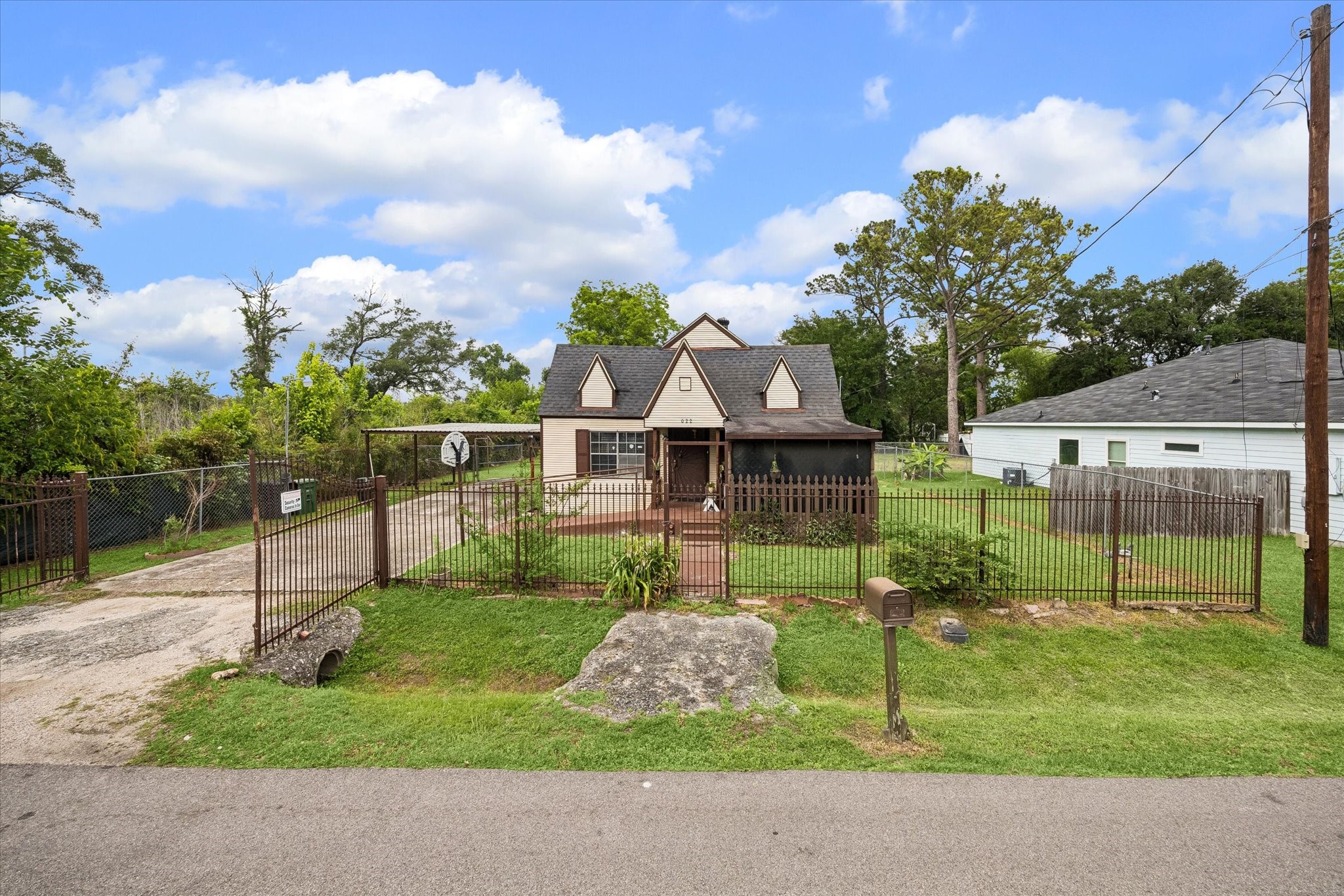 1022 Homer Street Houston, TX 77091 - Photo 2 of 8
