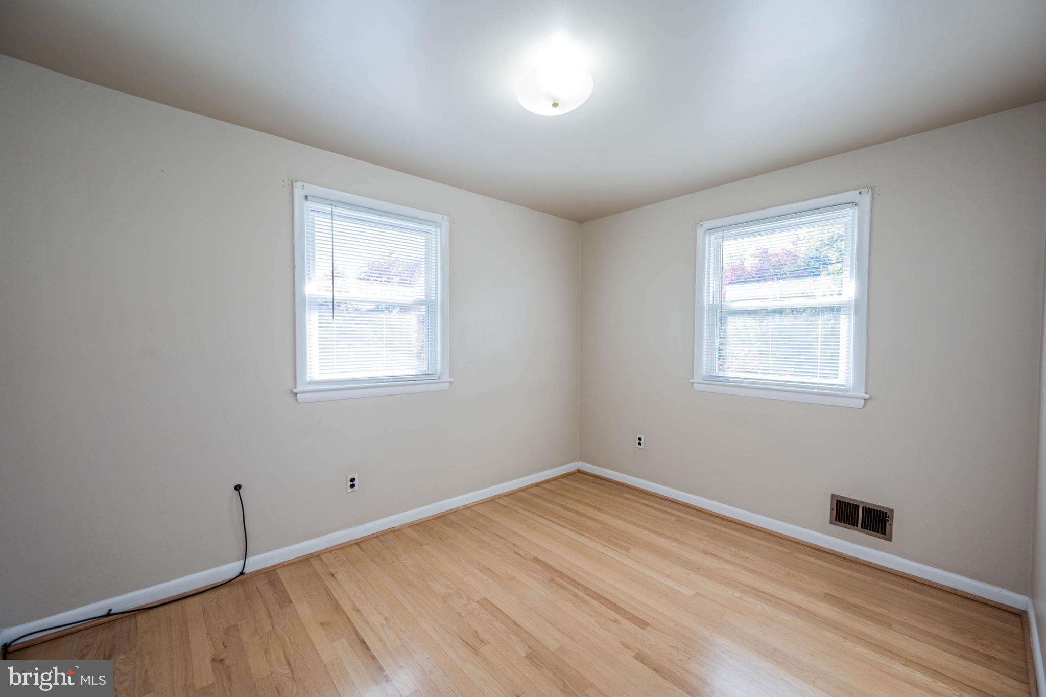 6500 Summerhill Road Temple Hills, MD 20748 - Photo 20 of 35 Bedroom #2
