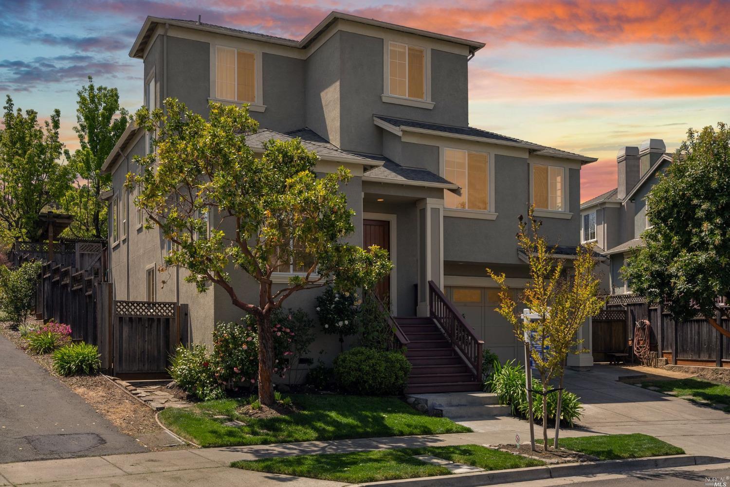 1339 Gordon Lane Santa Rosa, CA 95404 - Photo 1 of 1 Gallery Image 1