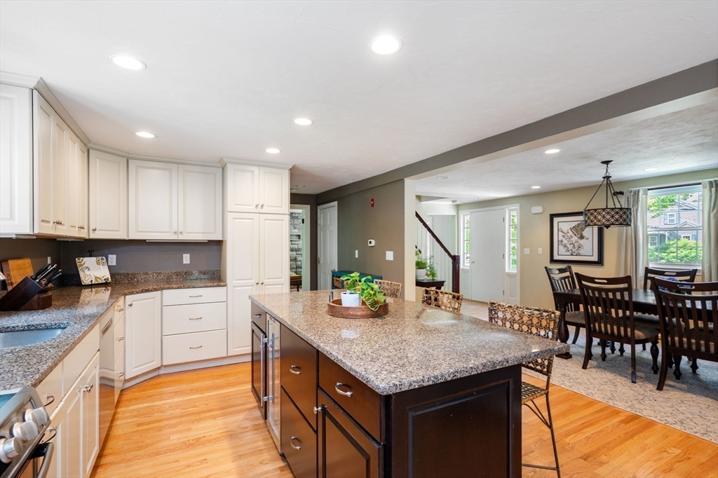 68 Old Post Road Walpole, MA 02032 - Photo 4 of 39