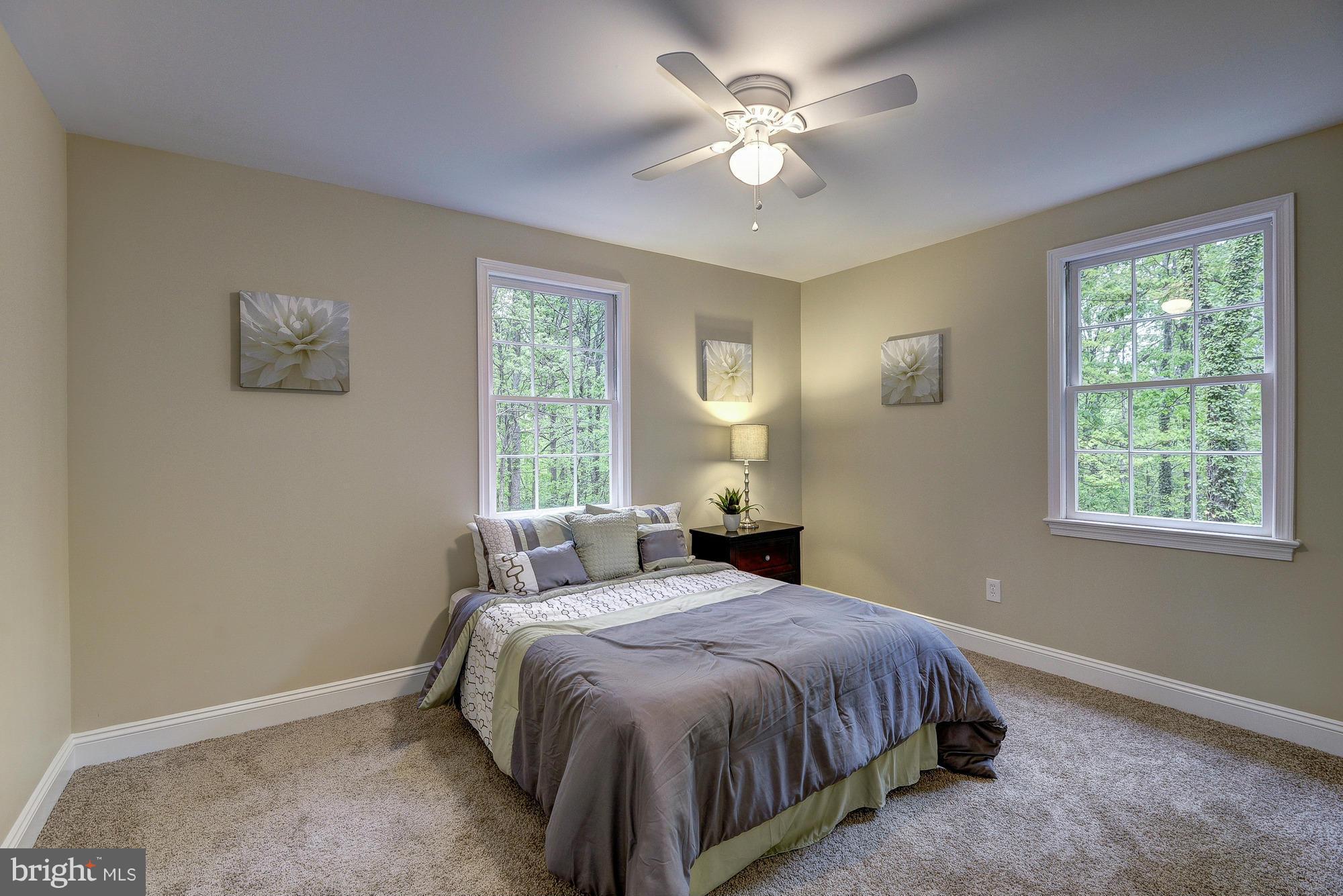 11201 Hunting Horn Lane Reston, VA 20191 - Photo 20 of 30 Bedroom