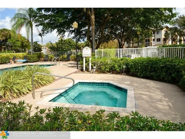 $295,000 | 9977 Westview Drive, Unit 116, Coral Springs, FL 33076