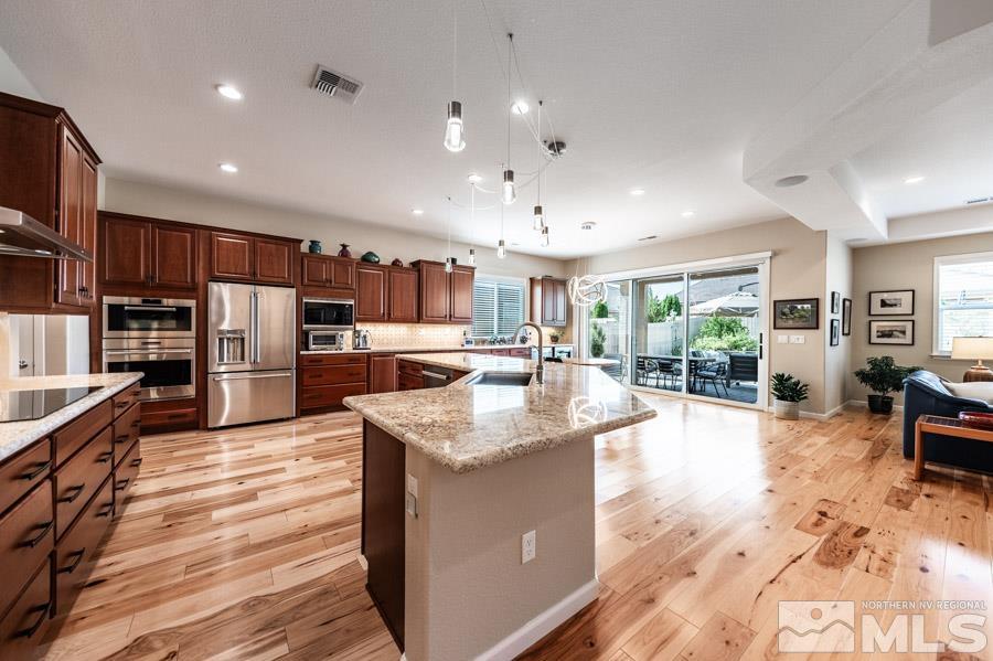 9827 Dyevera Lane Reno, NV 89521 - Photo 7 of 40 Photo 7