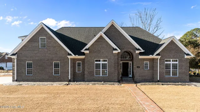 $549,900 | 2061 Cornerstone Drive, Winterville, NC 28590