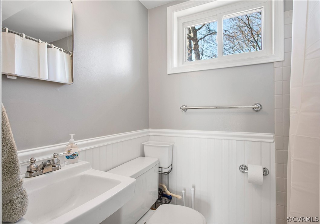 2408 Colwyn Road Henrico, VA 23229 - Photo 13 of 23 Gallery Image 13