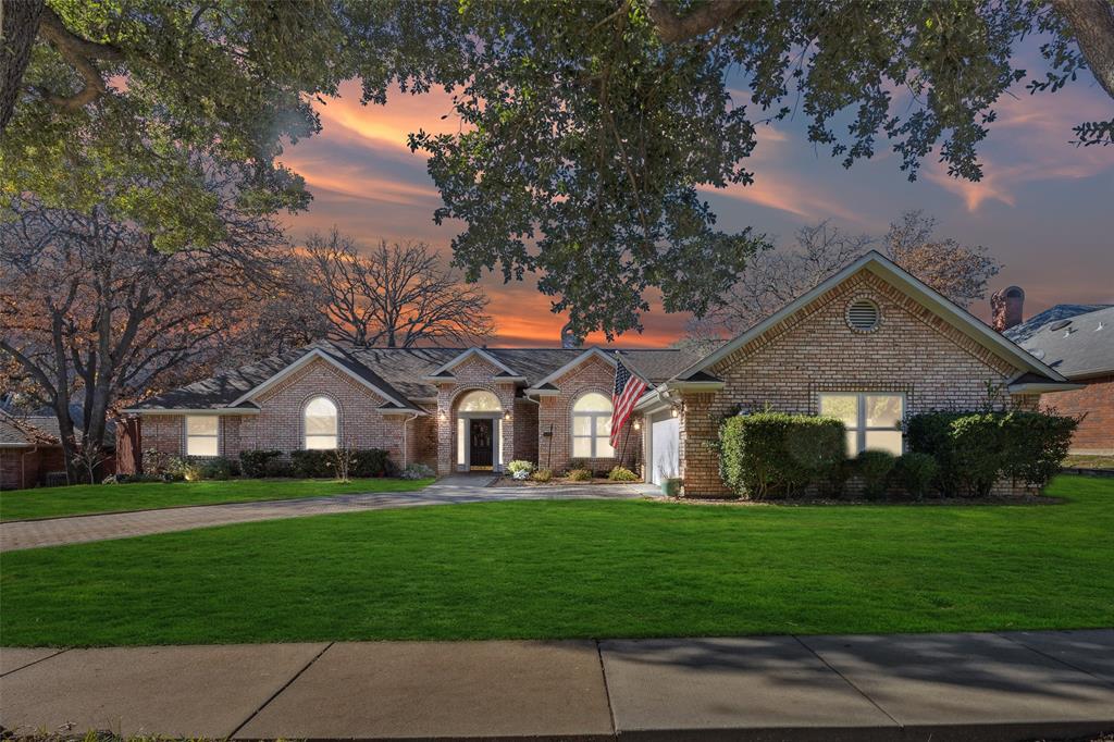 1909 Skelton Street, Flower Mound, TX 75022 Compass