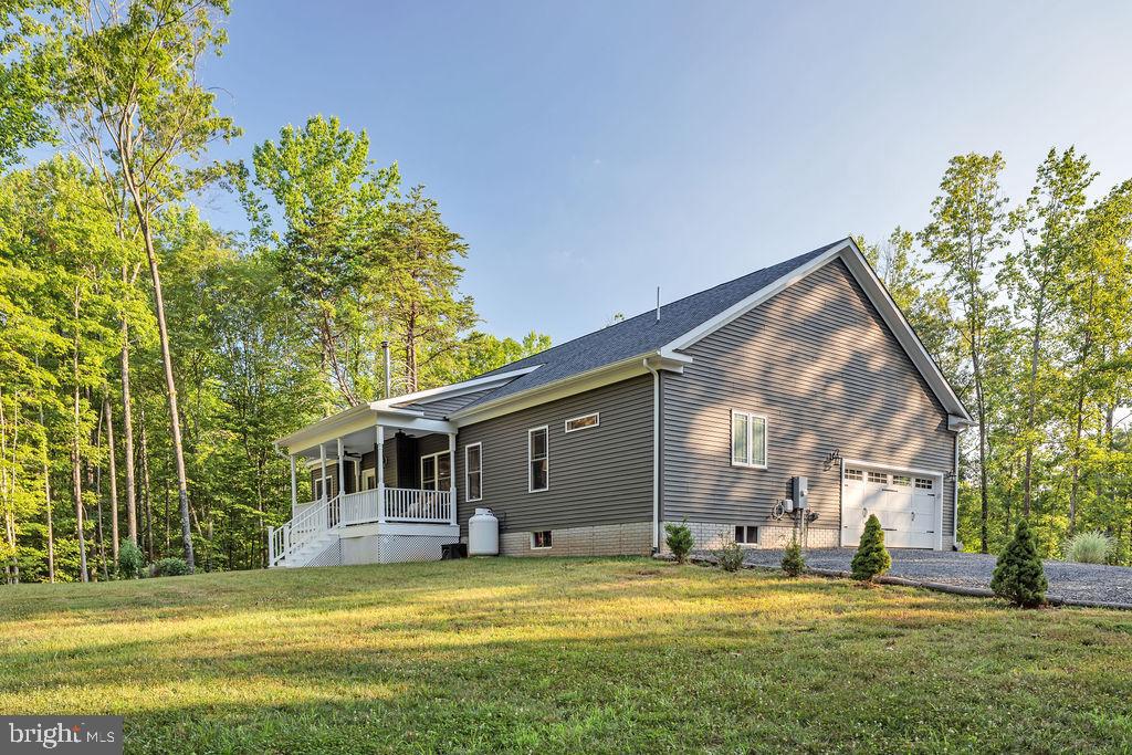 11474 Dutch Hollow Road Culpeper, VA 22701 - Photo 11 of 39 Gallery Image 11