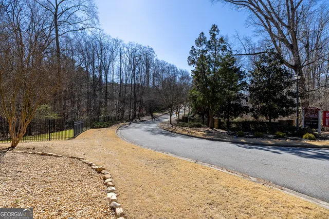 $80,655 | 2063 Fontainbleau Drive, Conyers, GA 30094