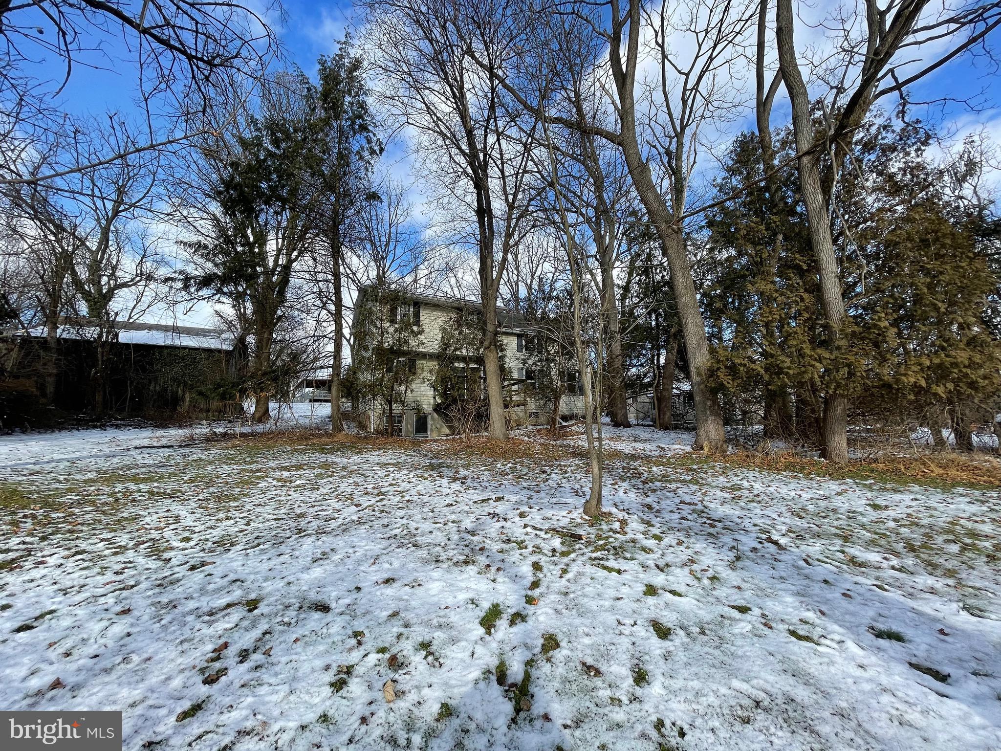 3120 Stoudts Ferry Bridge Road Reading, PA 19605 - Photo 25 of 32