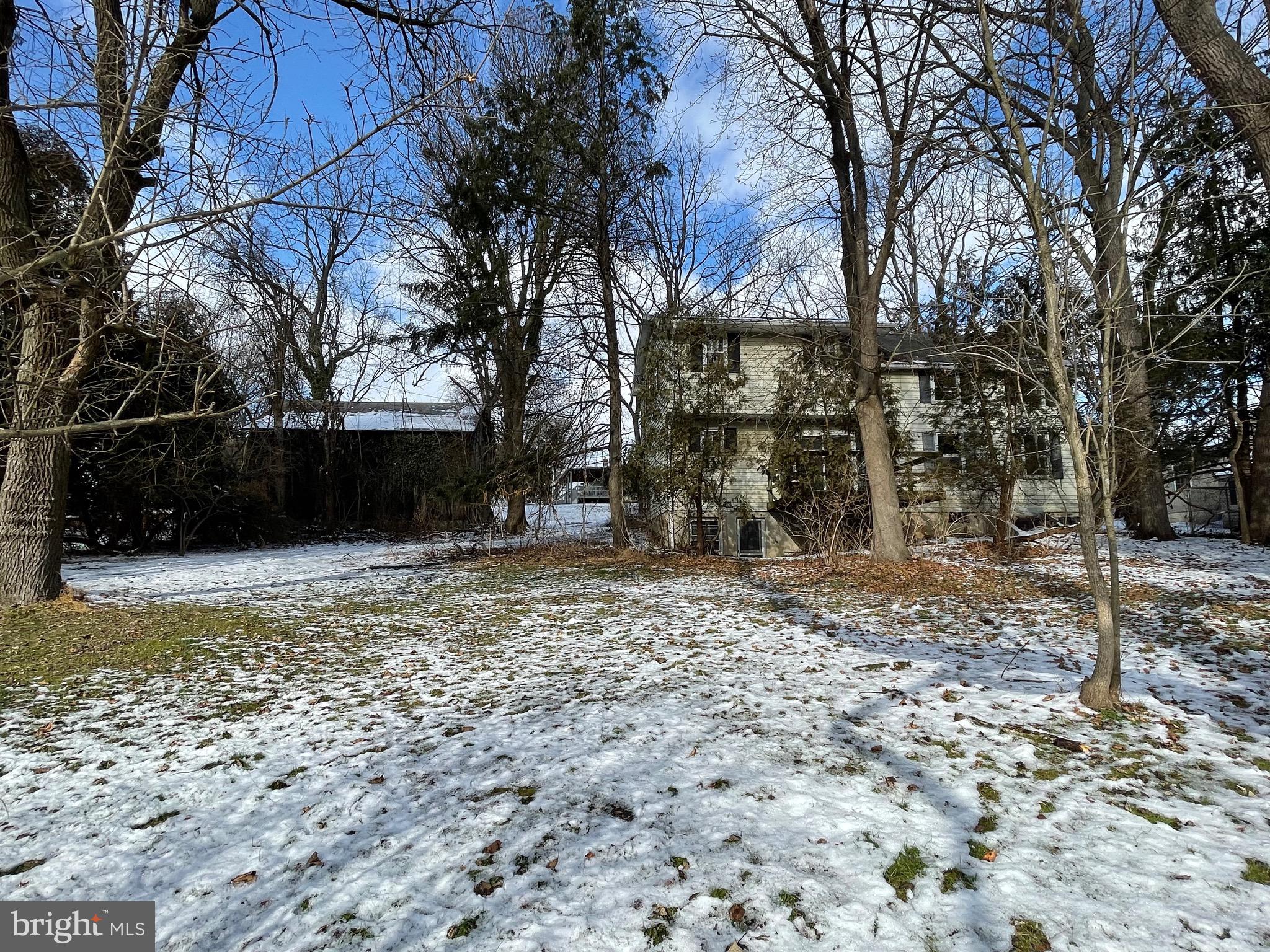 3120 Stoudts Ferry Bridge Road Reading, PA 19605 - Photo 26 of 32