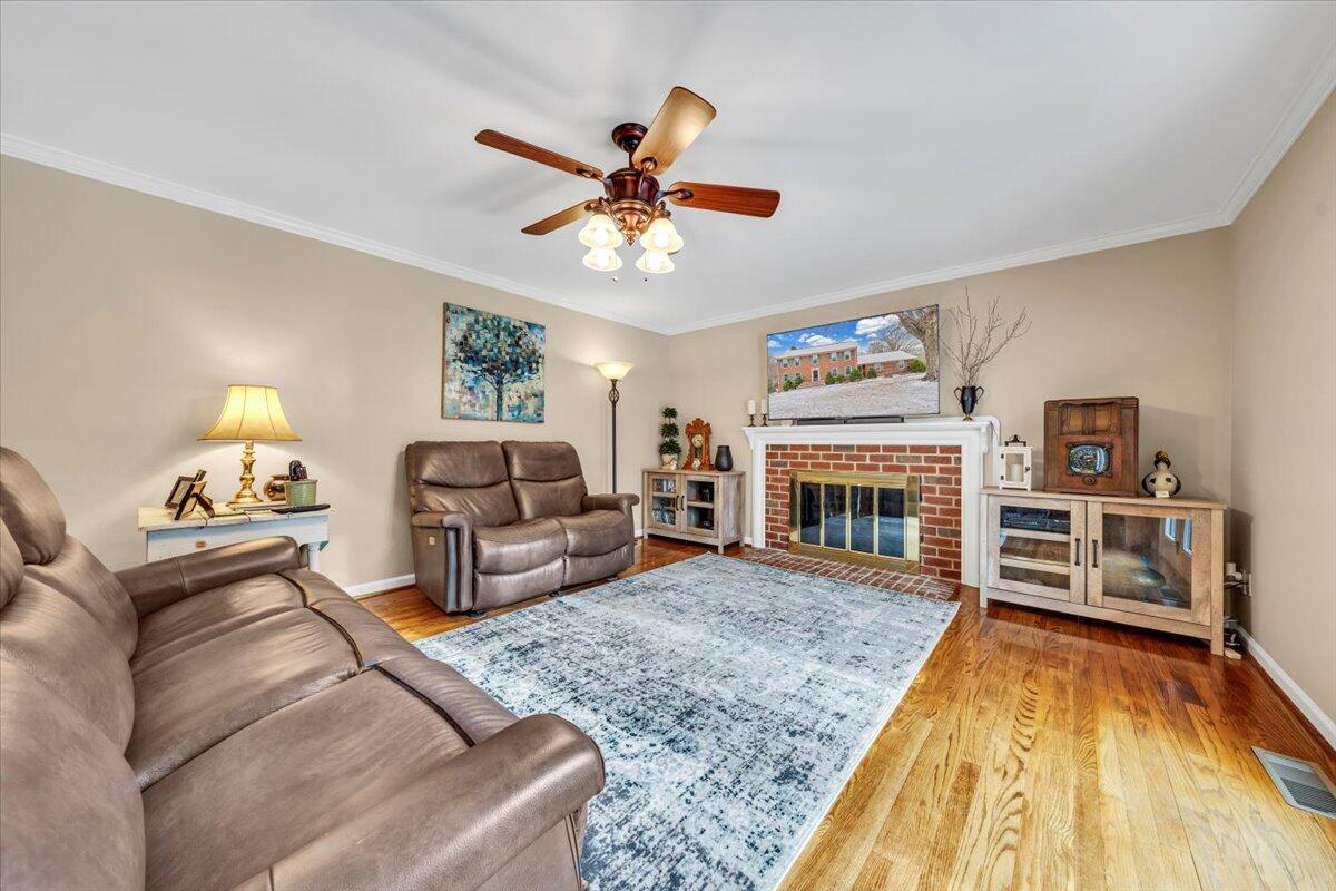 6211 Buckland Mill Road Roanoke, VA 24019 - Photo 12 of 50 12-MIB09089