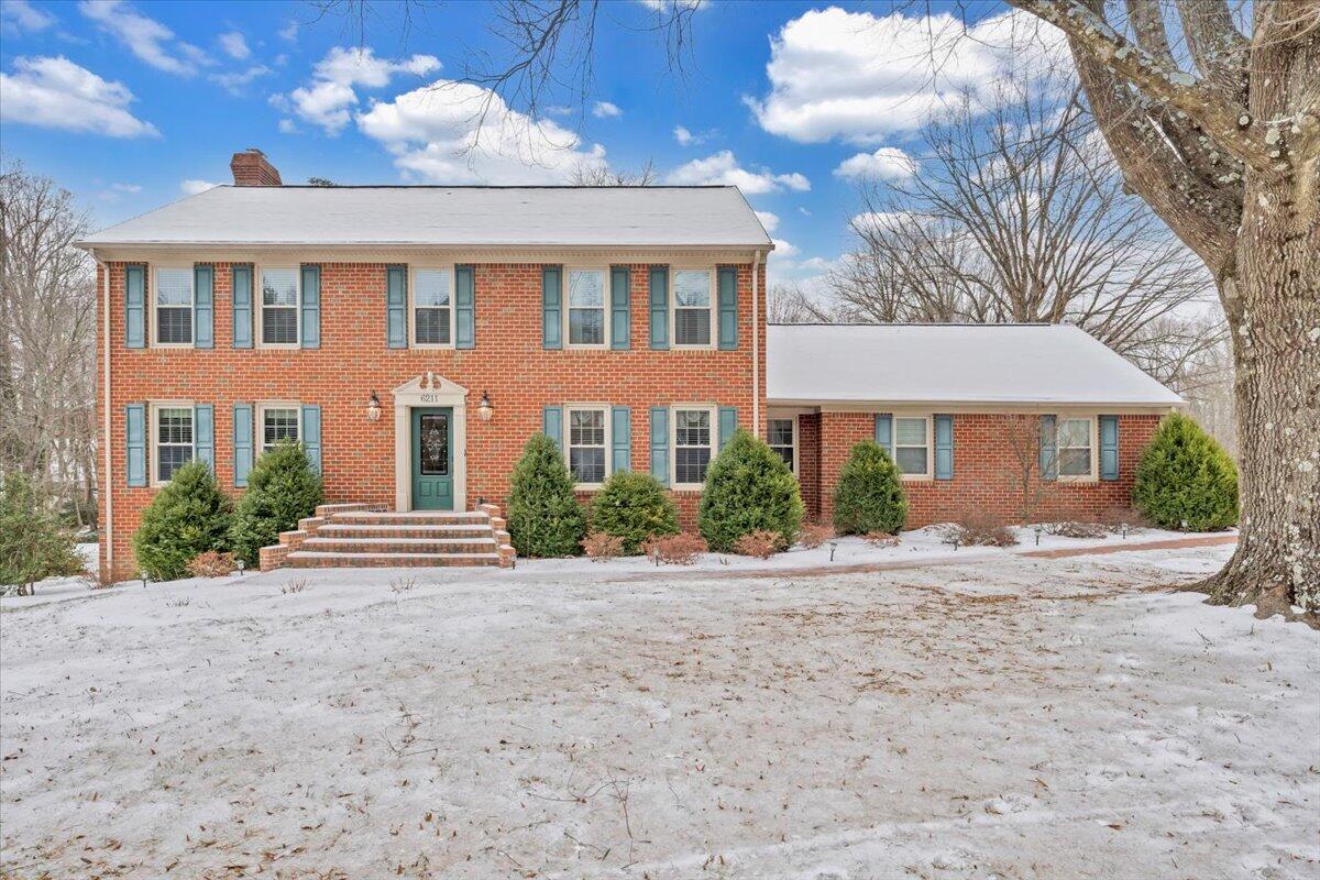 6211 Buckland Mill Road Roanoke, VA 24019 - Photo 2 of 50 02-MIB09131