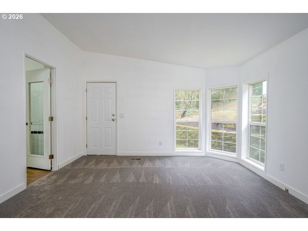27561 South Ringo Road Mulino, OR 97042 - Photo 25 of 48