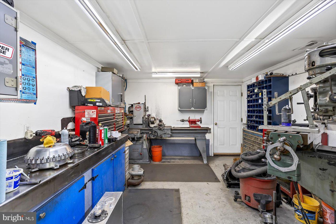 604 Cropp Road Fredericksburg, VA 22406 - Photo 5 of 78 2240 Sq Ft climate controlled shop