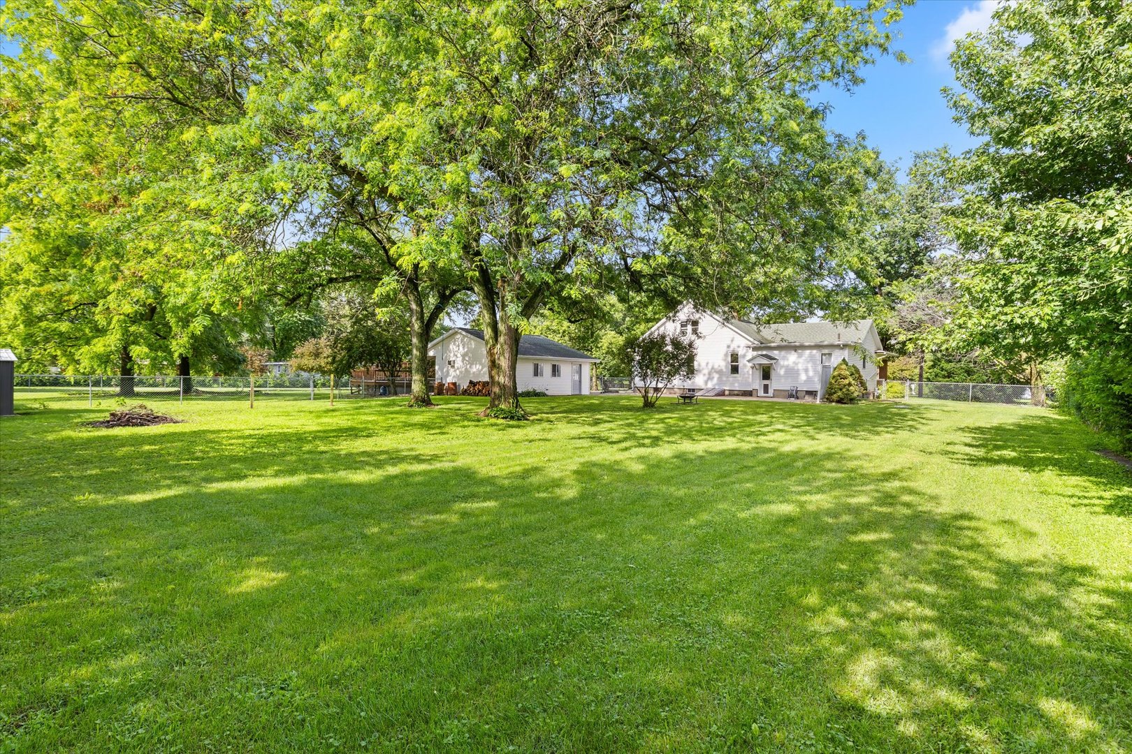 1609 Hawthorne Road Streator, IL 61364 - Photo 27 of 36