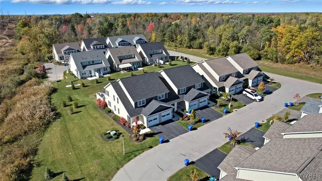 $339,900 | 602 Carriage Lane, West Seneca, NY 14224