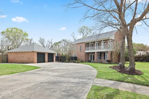 $438,000 | 808 Canaan Drive, Lafayette, LA 70508