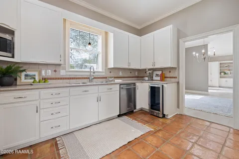 $438,000 | 808 Canaan Drive, Lafayette, LA 70508