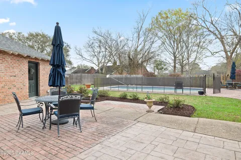 $438,000 | 808 Canaan Drive, Lafayette, LA 70508