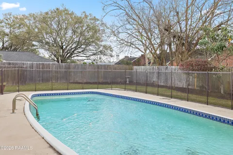 $438,000 | 808 Canaan Drive, Lafayette, LA 70508