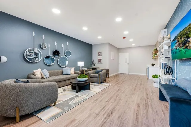 a view of a house and outdoor kitchen