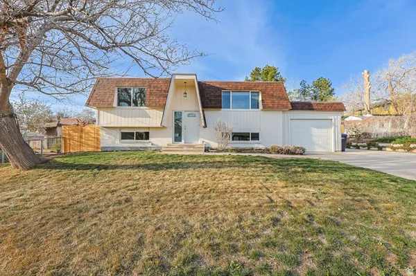 $499,900 | 1105 East Webster Drive, Sandy, UT 84094
