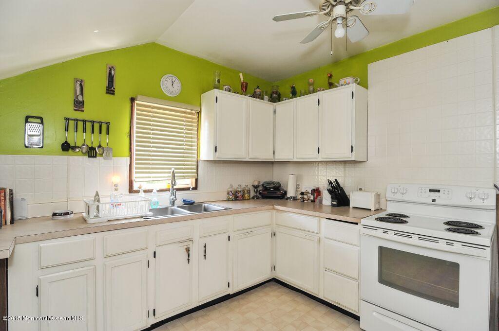 27 Sunnyside Road Howell, NJ 07731 - Photo 25 of 49 sunny 22