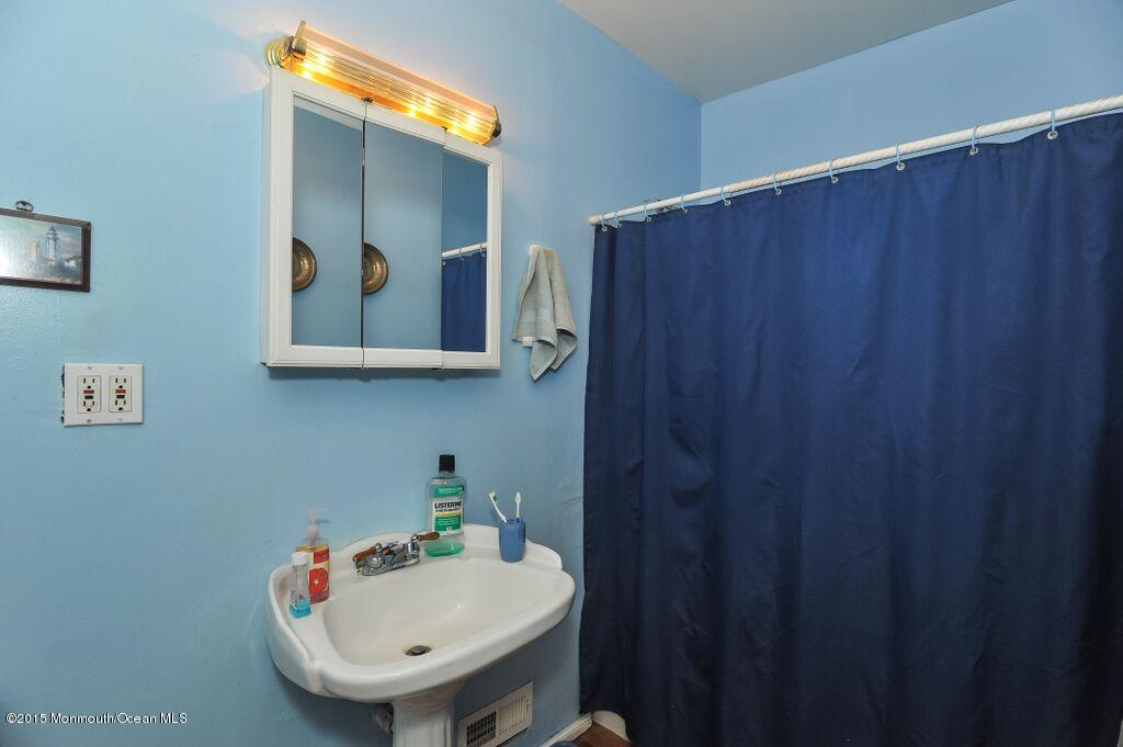 27 Sunnyside Road Howell, NJ 07731 - Photo 28 of 49 sunny 25