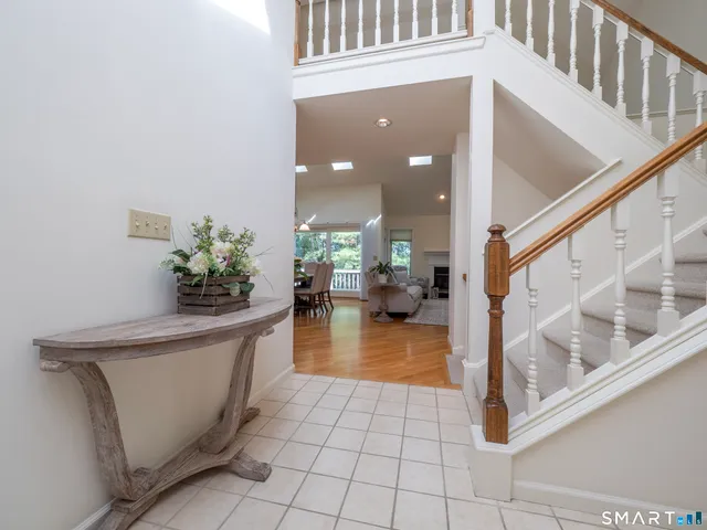 $565,000 | 12 Boulevard Drive, Unit 31172, Danbury, CT 06810