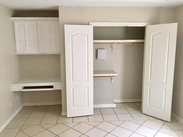 a close up view of washer and dryer